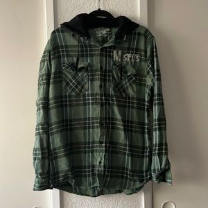 Misfit’s hooded flannel